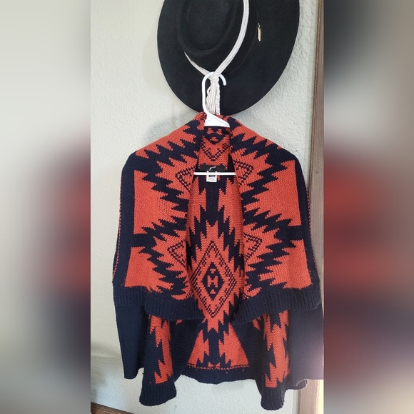 GNW Aztec Print Cardigan- Size M - Picture 1 of 4